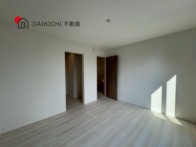 【寝室】 | 桶川市上日出谷8期　GRAFARE　新築戸建　全2棟　1号棟