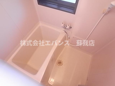 【浴室】 | Ｋ－ＦＬＡＴ川戸 | 落ち着いた空間のお風呂です