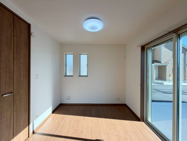 【洋室】 | 玉村町斉田　A号棟