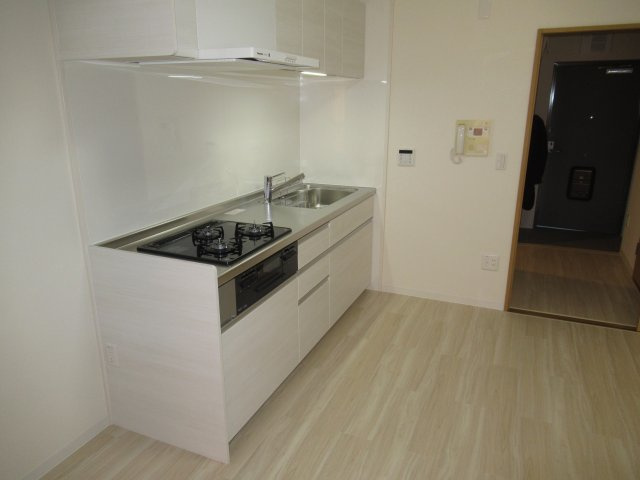 ハートフル湊川１ＤＫのキッチン|コンパクトなキッチンで掃除もラクラク