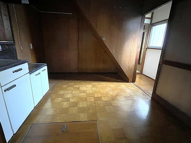 南小岩４丁目貸家の居間・リビング|ダイニング約５．３帖