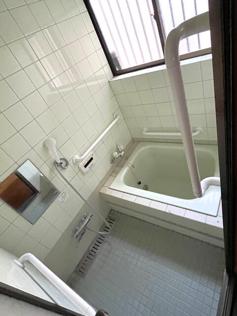 南小岩４丁目貸家の浴室|浴室暖房・乾燥機付き