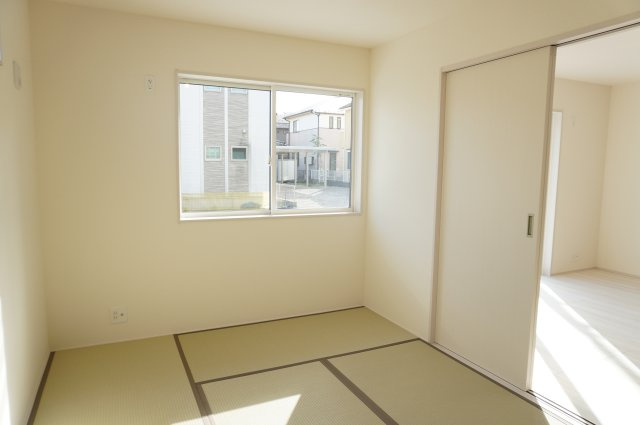 草加市新栄2丁目 新築分譲住宅の和室