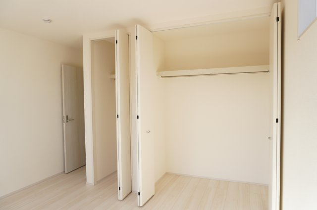 草加市新栄2丁目 新築分譲住宅の収納