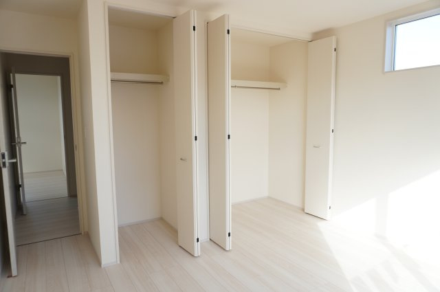 草加市新栄2丁目 新築分譲住宅の収納
