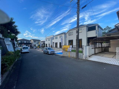 | ここに住むために一生懸命頑張…