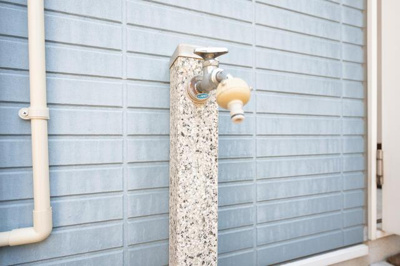  | 庭スペースにある外水栓です。 