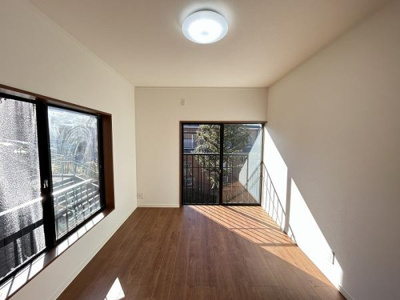  | 「2階東側洋室」約6帖です 