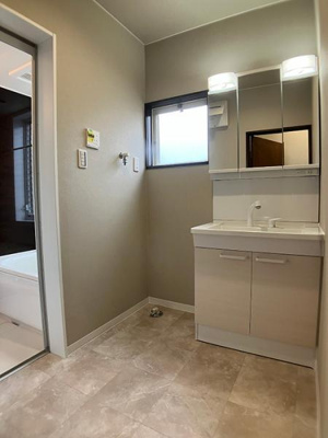  | 1階　洗面台　新品交換済みです 