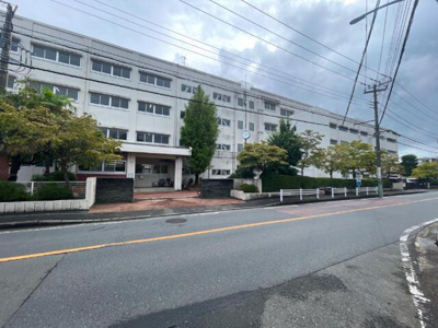  | 横浜市立新田中学校まで610m 