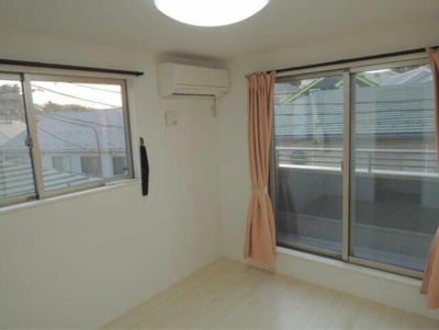  | ３階５．４帖　洋室　２面採光… 