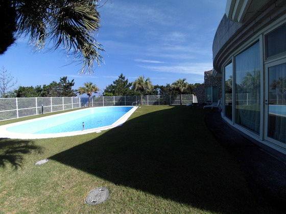 白浜町別荘の庭