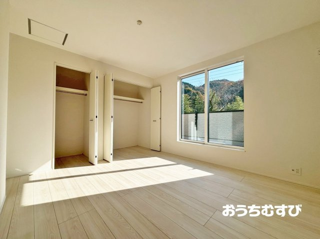 春日井市高蔵寺町六丁目第1期(全2棟)の洋室