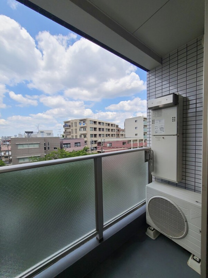 【バルコニー】
