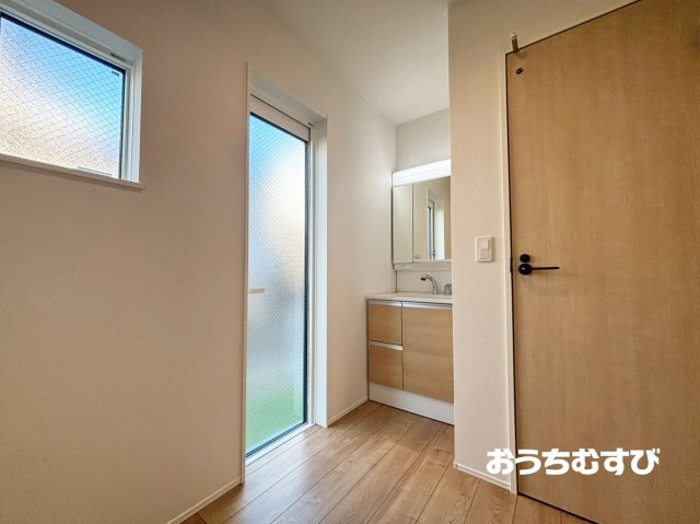 春日井市高蔵寺町六丁目第1期(全2棟)の独立洗面台