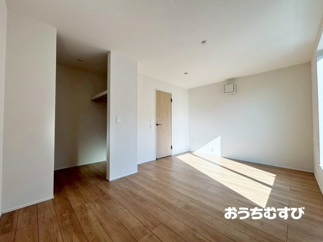 春日井市高蔵寺町六丁目第1期(全2棟)の洋室