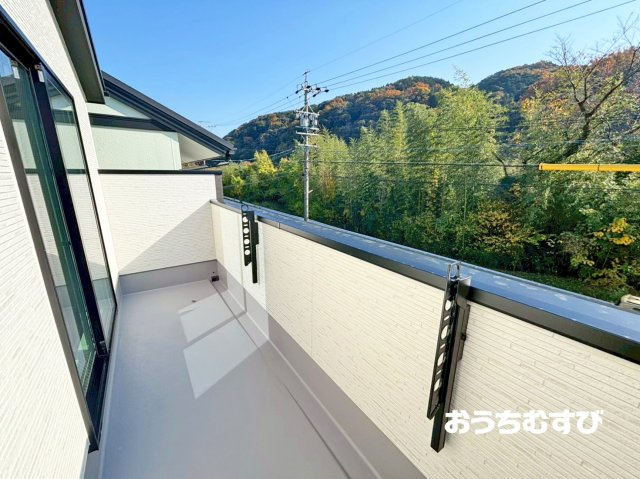 春日井市高蔵寺町六丁目第1期(全2棟)のバルコニー