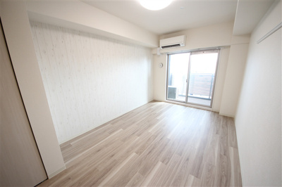 【居間・リビング】 | プレサンス心斎橋ソレイユ