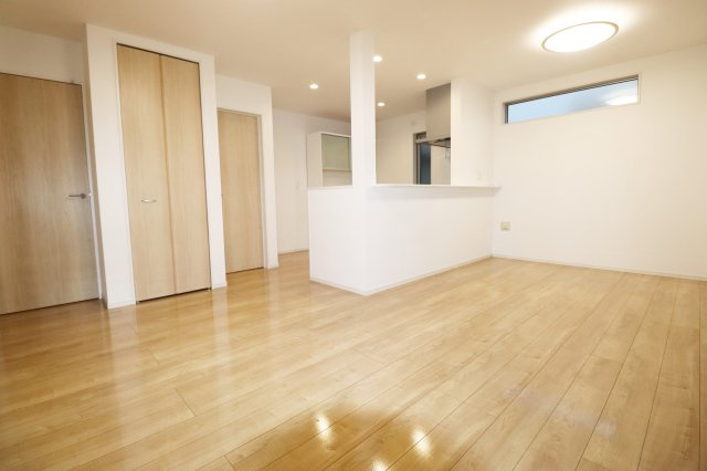 【築浅中古】郡山市久留米６丁目　　　　　　　柴宮小学校、郡山第７中学区の居間・リビング