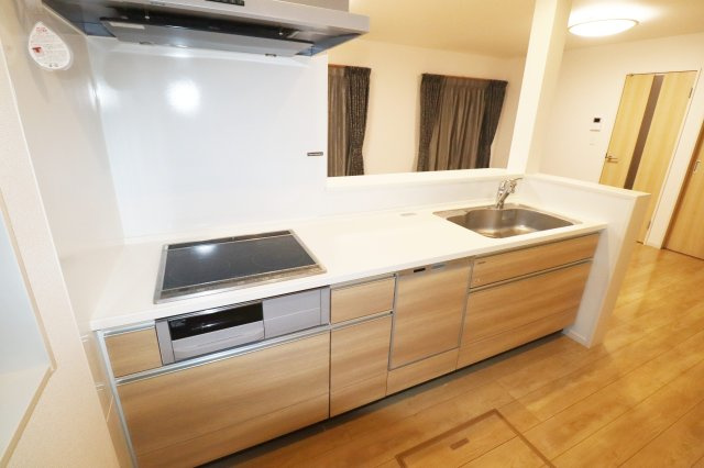 【築浅中古】郡山市久留米６丁目　　　　　　　柴宮小学校、郡山第７中学区のキッチン