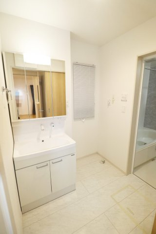 【築浅中古】郡山市久留米６丁目　　　　　　　柴宮小学校、郡山第７中学区の洗面所