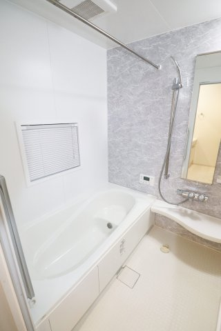 【築浅中古】郡山市久留米６丁目　　　　　　　柴宮小学校、郡山第７中学区の浴室