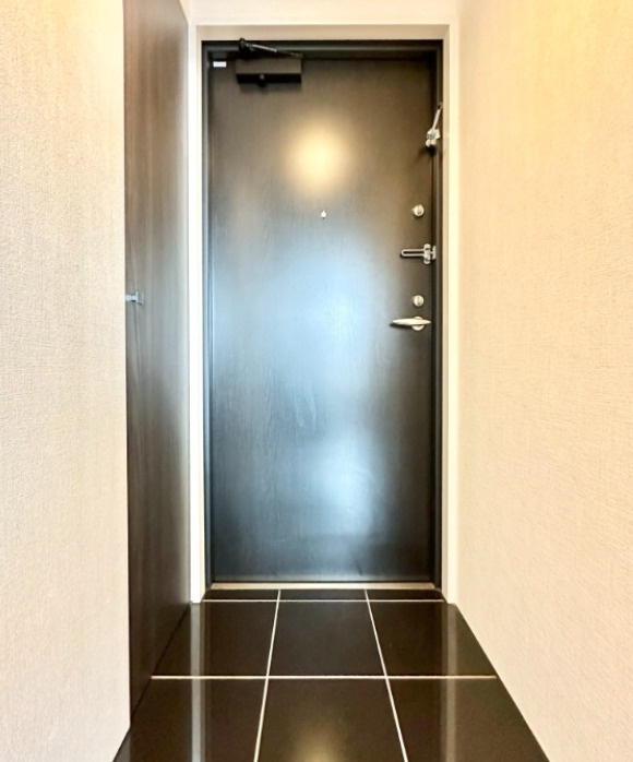 PASEO西新宿五丁目Iの玄関