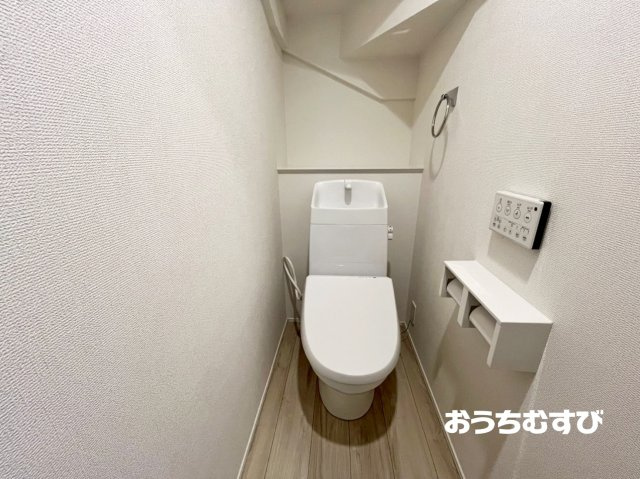 春日井市坂下町第１期(全4棟)のトイレ