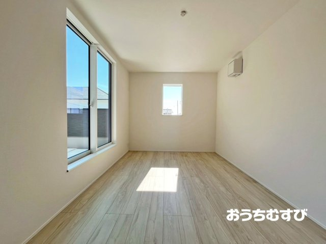 春日井市坂下町第１期(全4棟)の洋室