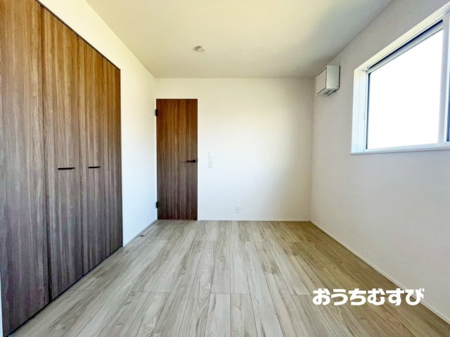 春日井市坂下町第１期(全4棟)の洋室