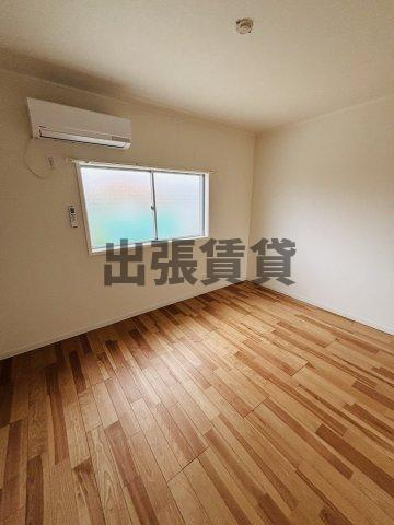 CASA UMEMORIZAKAの洋室