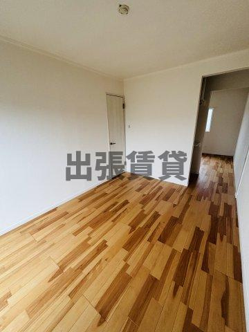 CASA UMEMORIZAKAの洋室