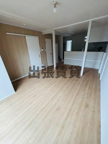 CASA UMEMORIZAKAの居間・リビング