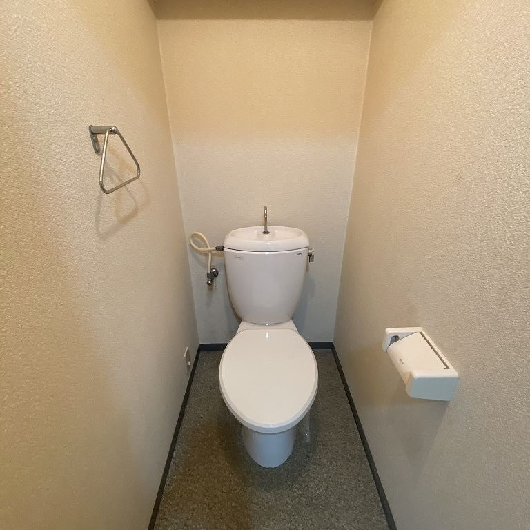 トーカン久留米駅東Ⅱキャステール【キャッシュバック対象物件】のトイレ