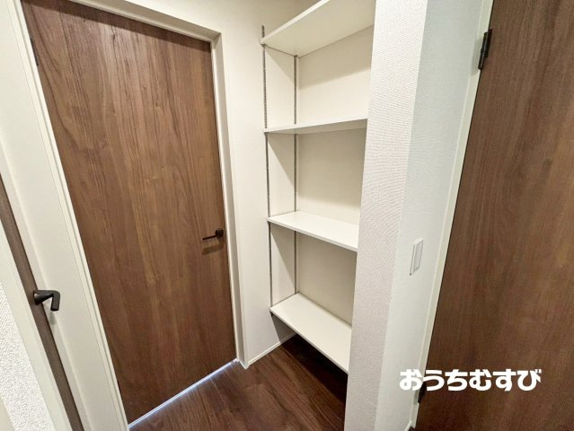 春日井市坂下町第１期(全4棟)の玄関