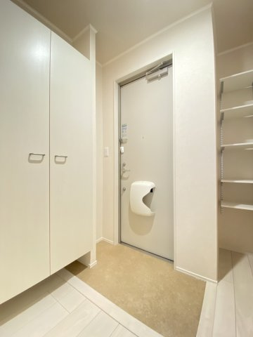 【新築】Urban Bliss（アーバンブリス）の玄関