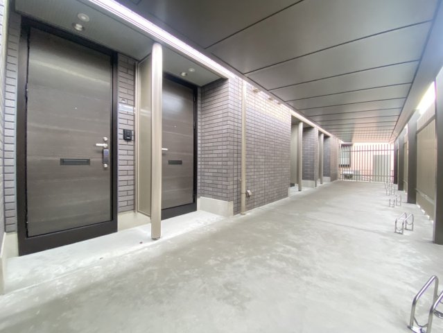 【新築】Urban Bliss（アーバンブリス）のエントランス