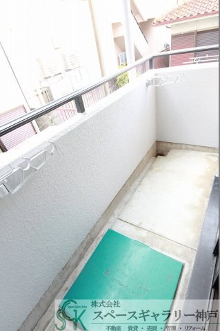 垂水ハイツのバルコニー|※お部屋により仕様が異なる場合があります※