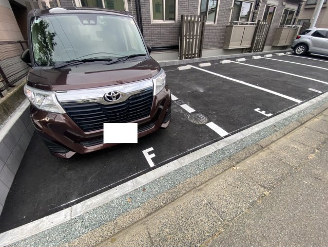 【新築】Urban Bliss（アーバンブリス）の駐車場