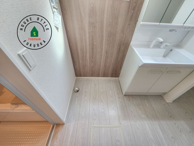 福津市津屋崎1丁目第4-2棟（1号棟）のランドリースペース|ランドリースペースとなります。広々して有効的にご使用できます。 