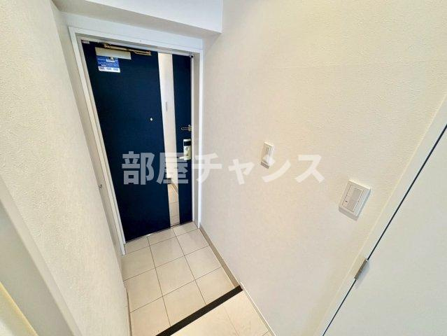 レジディア丸の内の玄関