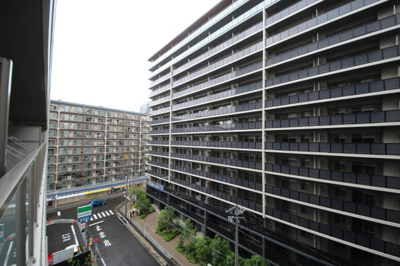 【展望】 | エスリード大津におの浜セントラル | ベランダからの眺望、左手