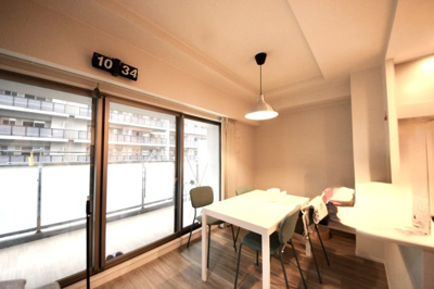 【キッチン】 | エスリード大津におの浜セントラル | ダイニングキッチン別角度、一部画像加工済