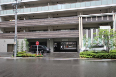 【駐車場】 | エスリード大津におの浜セントラル | 駐車場入口