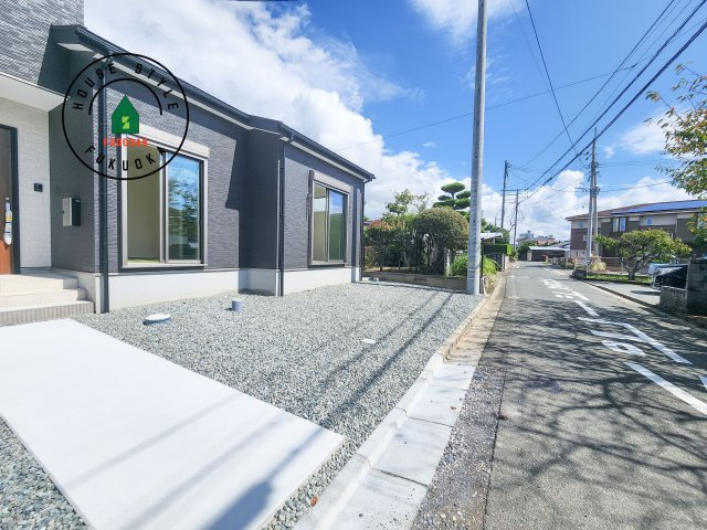 福津市津屋崎1丁目第4-2棟（2号棟）の庭|お庭で自由な時間を過ごせます。