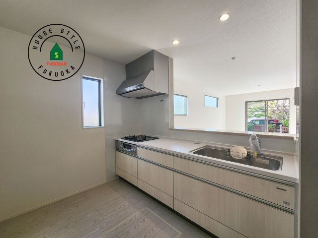 福津市津屋崎1丁目第4-2棟（2号棟）のキッチン|キッチン。グリル・食器洗い乾燥機・浄水器も完備。