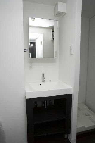 プライムアーバン板橋の洗面所