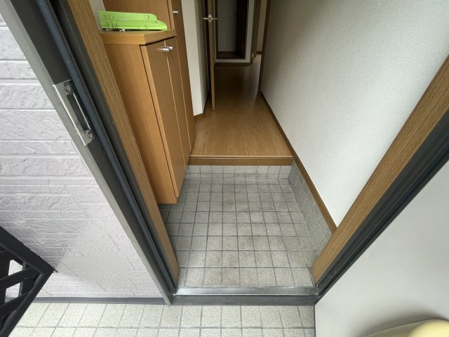 神戸市垂水区清玄町のアパートの玄関