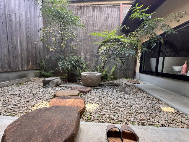 京都市上京区真盛町の一戸建ての庭|お庭が付いています