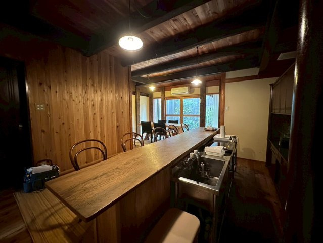 京都市上京区真盛町の一戸建てのロビー|落ち着いたロビーです